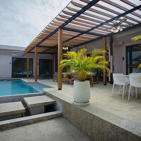 Gold Chariot Pool Villa, Phuket - Sha Plus Certified شاطئ بانغ تاو الغرفة الصورة