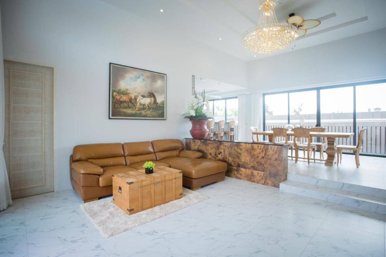 Gold Chariot Pool Villa, Phuket - Sha Plus Certified شاطئ بانغ تاو المظهر الخارجي الصورة